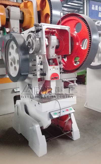 山東沖床廠家JC23-40T沖床實物