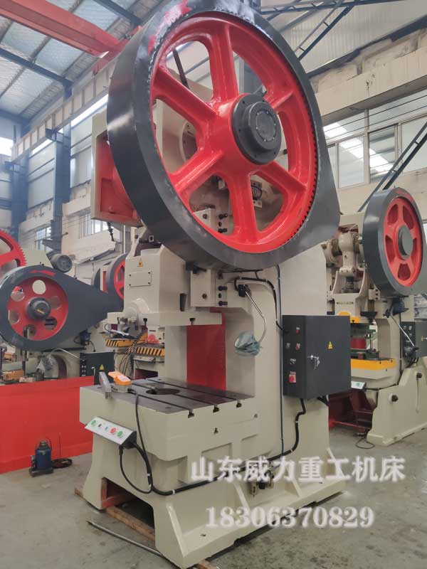 200噸機械沖床圖片